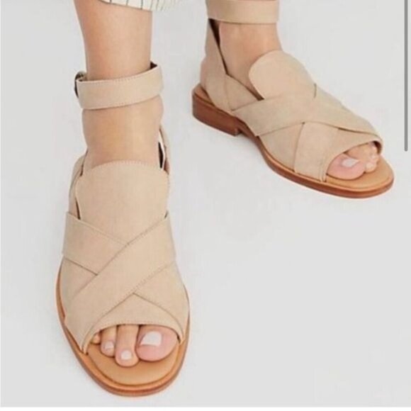 Free People Catherine Loafer  Sandals Tan/ Beige  EU 38/ US 7.5- 8 - Picture 1 of 10